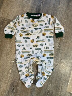 NFL Green Bay Packers White & Green Baby Footed One-Piece
